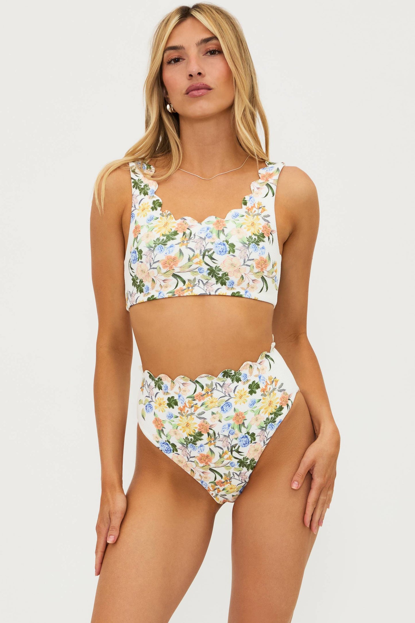 LacyMate™ Madison Top Buttercream Bloom