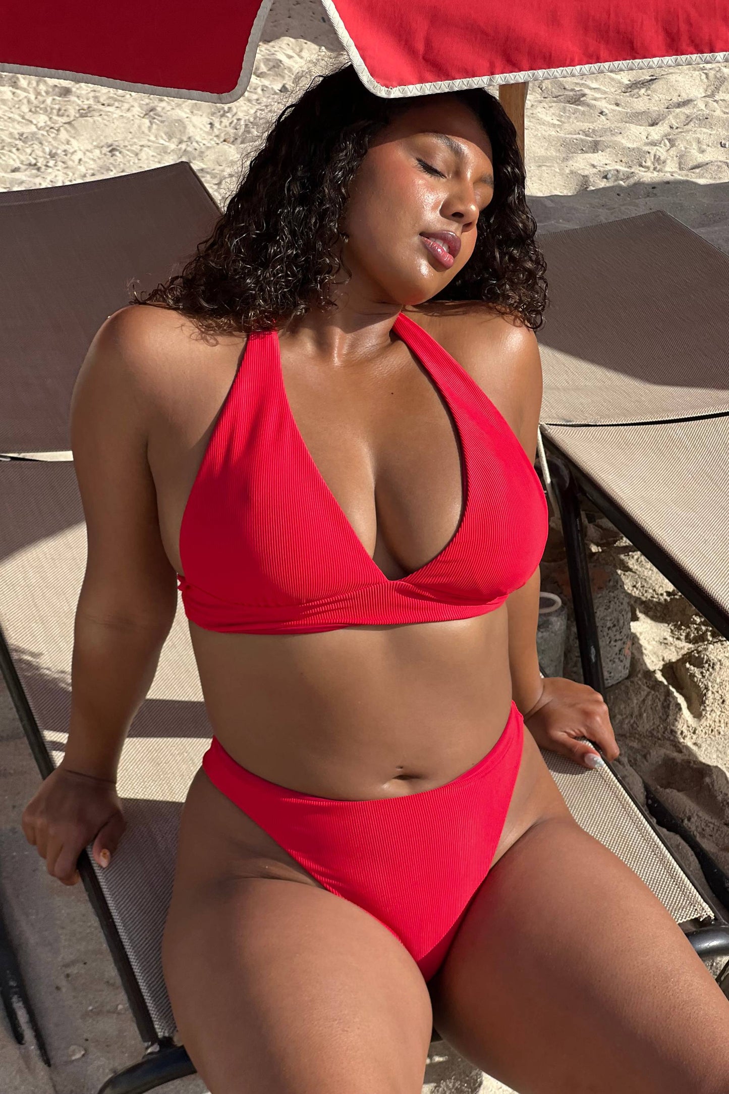 LacyMate™ Laurel Top Red