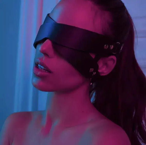 LacyMate™ Trust Mask Lavah Intimates